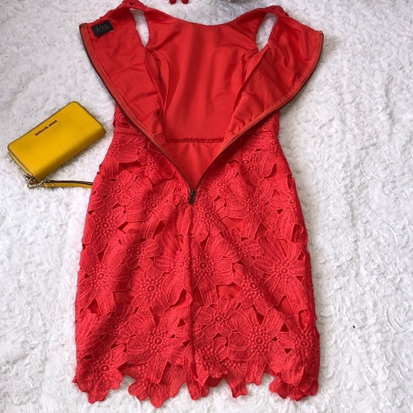 ASTR The Label Lace Coral Sleeveless Dress - Picture 10 of 15